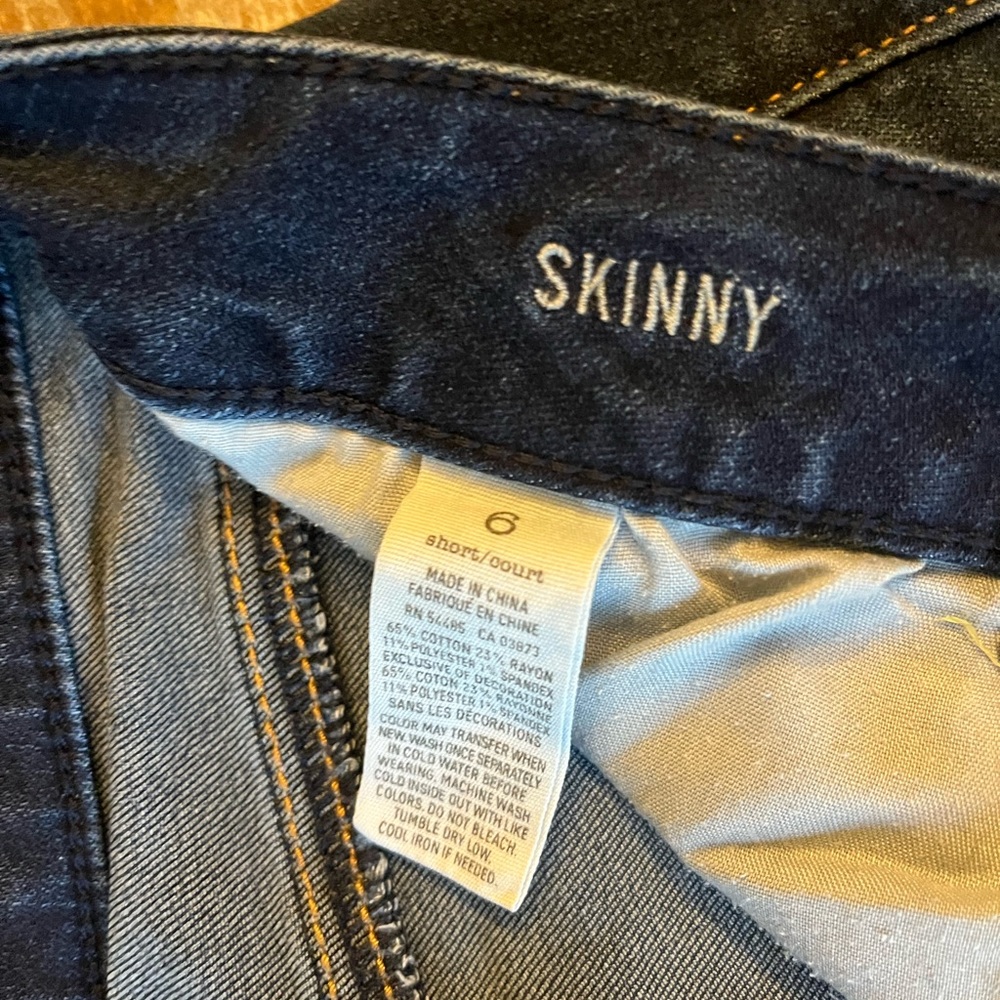 American Eagle skinny jeans